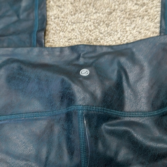 CRZ Yoga Faux Leather  Green Leggings Small NWT - Picture 6 of 6